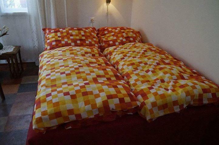 Deel Apartman Nyíregyháza Eksteriør billede