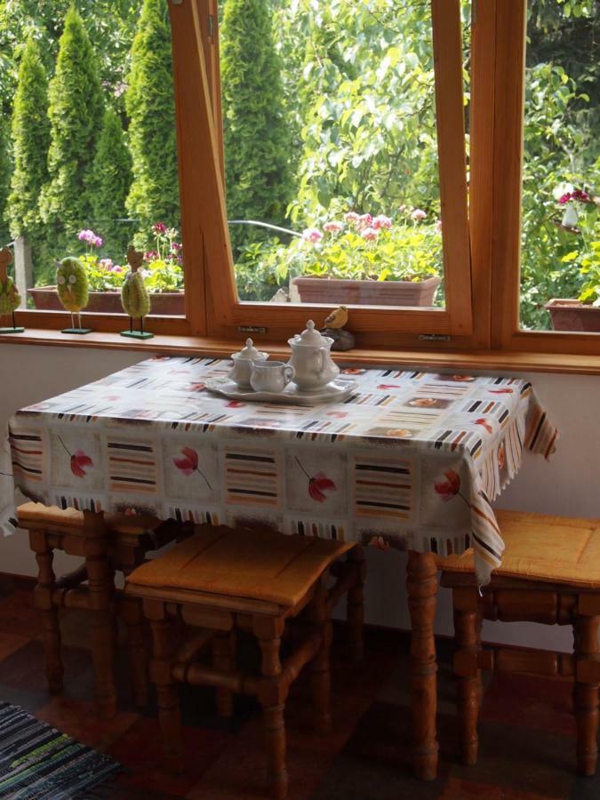Deel Apartman Nyíregyháza Eksteriør billede